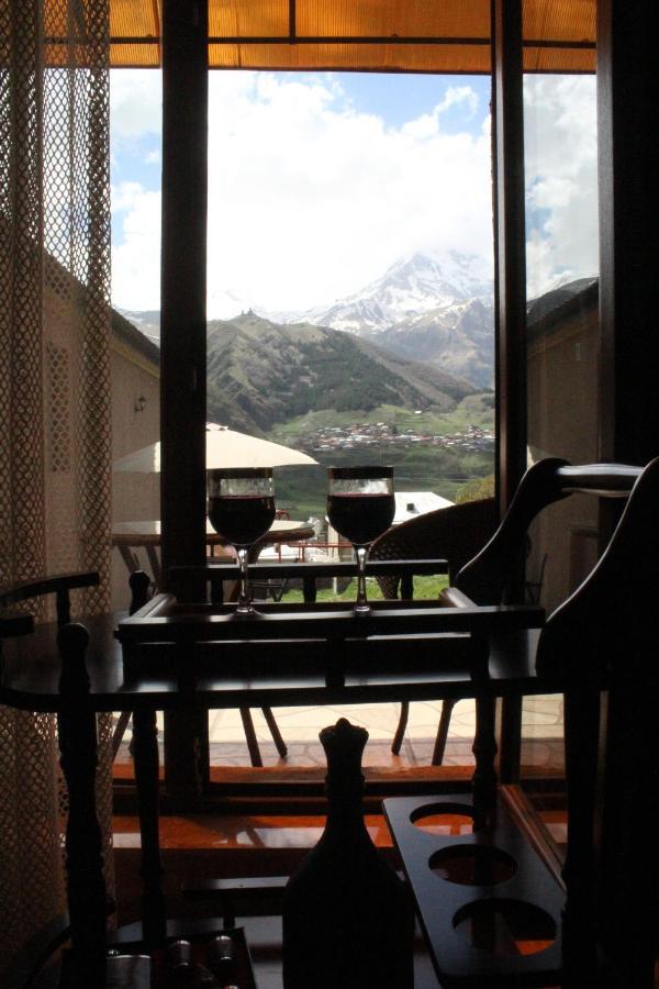 Golden Star Kazbegi Otel Dış mekan fotoğraf