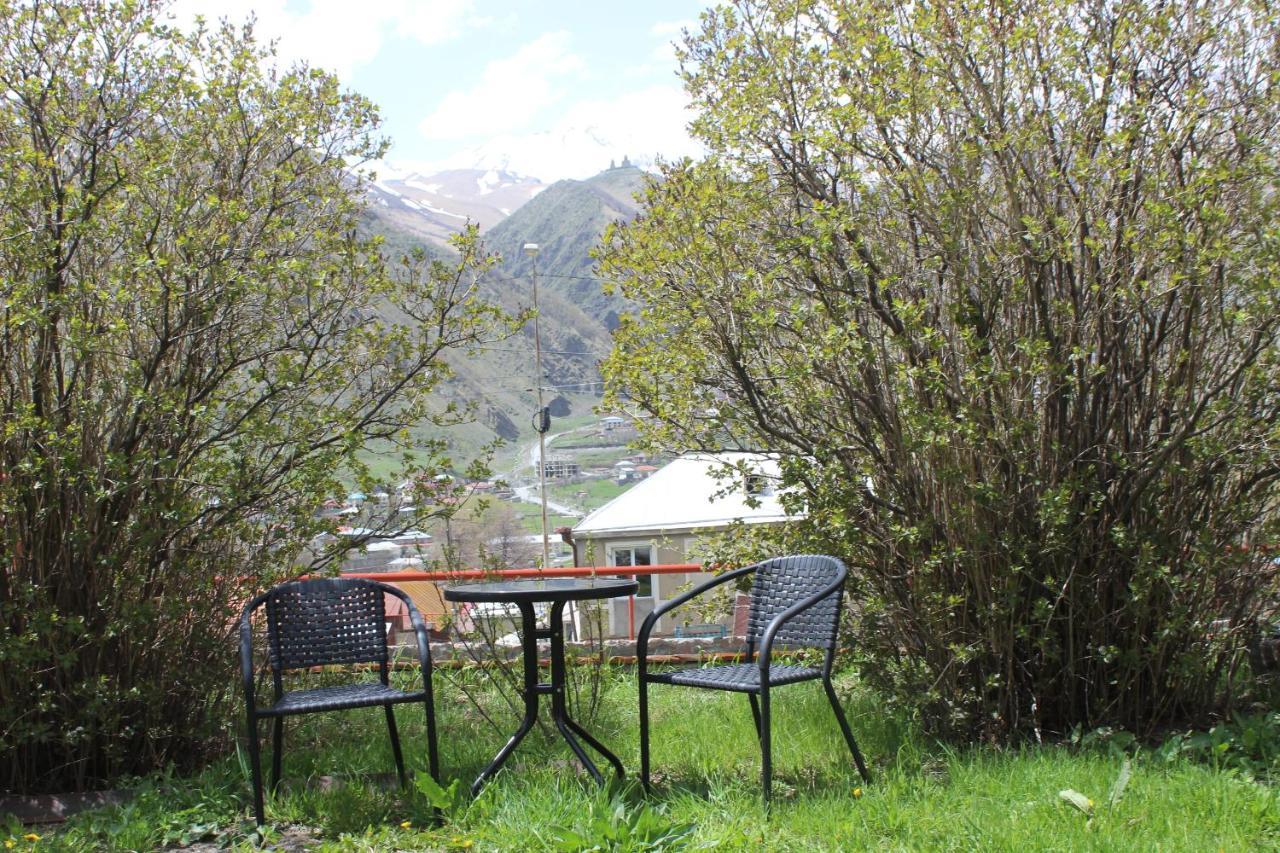 Golden Star Kazbegi Otel Dış mekan fotoğraf