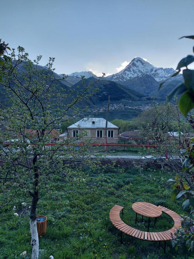 Golden Star Kazbegi Otel Dış mekan fotoğraf