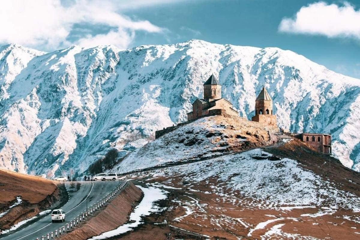 Golden Star Kazbegi Otel Dış mekan fotoğraf