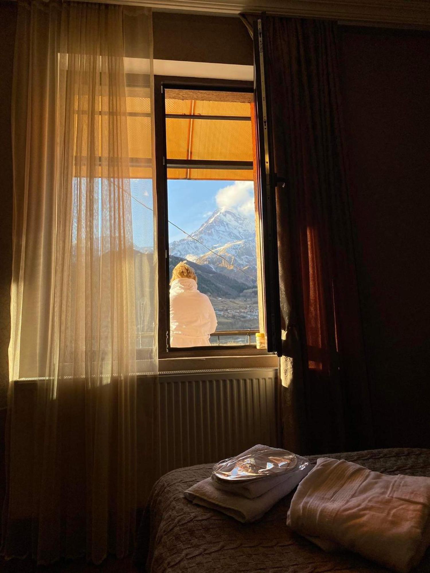 Golden Star Kazbegi Otel Oda fotoğraf